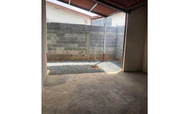 VENDO CASA EN ARRAIJAN LA HACIENDA