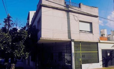 VENTA CASA  SAN JUSTO 3 AMBIENTES