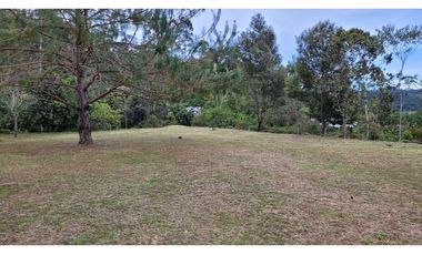 Venta de Lote En Unidad Cerrada Juanito Laguna El Retiro