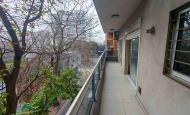 VENTA DUPLEX 4 AMBIENTES CON COCHERA VICENTE LOPEZ