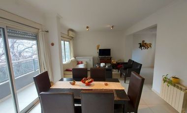 VENTA DUPLEX 4 AMBIENTES CON COCHERA VICENTE LOPEZ