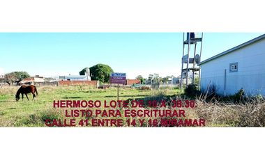 Se vende muy lindo lote en Miramar.
