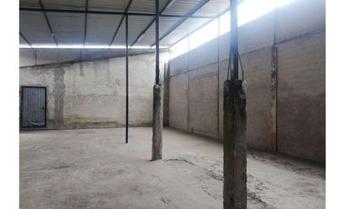 terreno  con bodega de venta en portoviejo