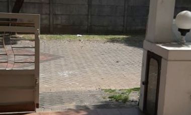 Rumah Puri Surya Jaya Cluster Vancouver