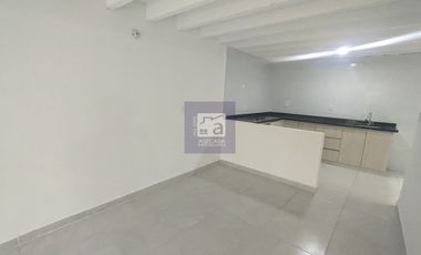 COD. 6050 - SE ARRIENDA CASA - BARRIO: SAN TELMO