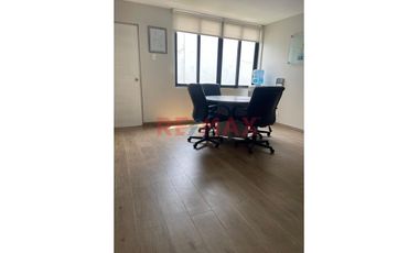 Se Alquila Hermosa Casa En Surco