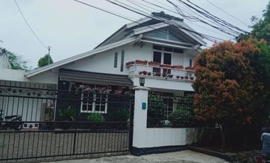 Rumah Mewah Luas di Gegerkalong Sukasari Bandung dkt PVJ