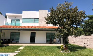 Venta de casa nueva en privada al sur de Cuernavaca $4,100,000.00