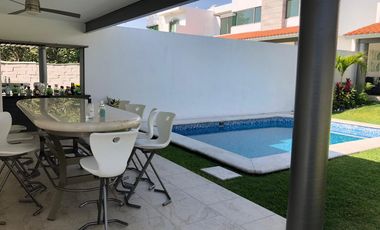 Venta de casa nueva en privada al sur de Cuernavaca $4,100,000.00
