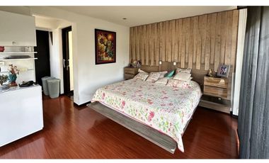 casa en venta en milla de oro. Cod V8968243