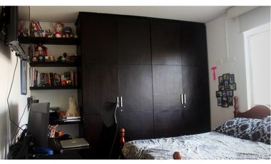 casa en venta en milla de oro. Cod V8968243