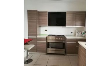 SE VENDE CASA PASEO DEL NORTE PH VICTORIA CON LNEA BLANCA