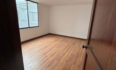 apartamento en arriendo en santa paula-usaquén. Cod A51984
