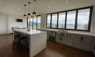 Vendo casa de lujo en Carigán