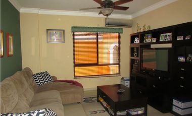 Venta: Casa 3 recámaras en Altos de Panamá