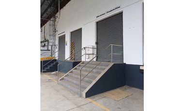 ISC - GALERA ZONA INDUSTRIAL - MILLA 8 (1250 M2) - PH