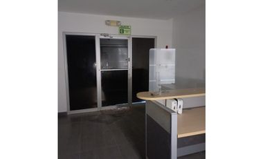 ISC - GALERA ZONA INDUSTRIAL - MILLA 8 (1250 M2) - PH