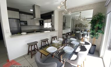 Casa en Venta al Poniente Fracc. Triana