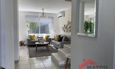 Casa en Venta al Poniente Fracc. Triana