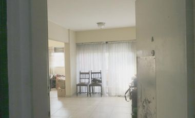 Vicente López -  2 dormitorios - 1 baño - Luminoso! Amplia vista a Av Maipu