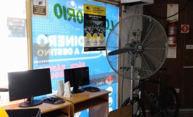 ONCE,LOCAL COMERCIAL / OCHAVA/ ESQUINA, MORENO Y CATAMARCA,/EXCELENTE UBICACION /