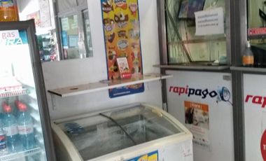 ONCE,LOCAL COMERCIAL / OCHAVA/ ESQUINA, MORENO Y CATAMARCA,/EXCELENTE UBICACION /