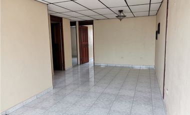SE VENDE CASA EN LA FLORESTA, ARRAIJAN