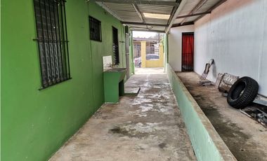 SE VENDE CASA EN LA FLORESTA, ARRAIJAN