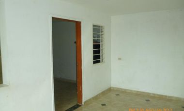 casa en venta en guaimaral. Cod V10511