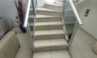 Casa en venta 4 Recámaras una en P.B. Fracc. Palmas, Medellín de Bravo $2850000