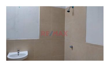 Alquilo Casa Urbanizacion Palma Real  Reque