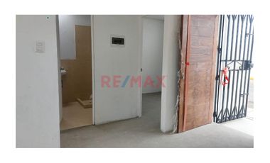 Alquilo Casa Urbanizacion Palma Real  Reque