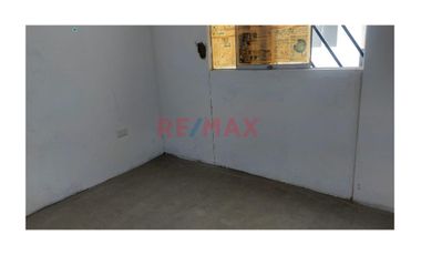 Alquilo Casa Urbanizacion Palma Real  Reque