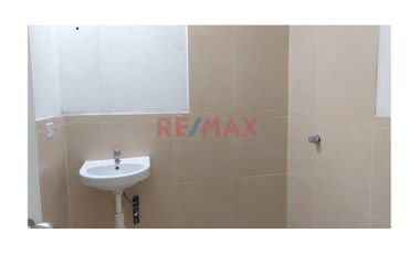 Alquilo Casa Urbanizacion Palma Real  Reque