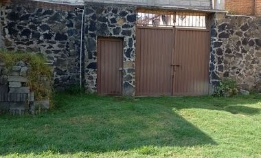 CASA Y TERRENO CERCA DE CLUB MONTESUR