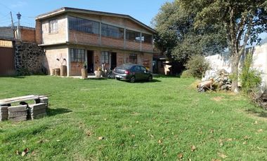 CASA Y TERRENO CERCA DE CLUB MONTESUR