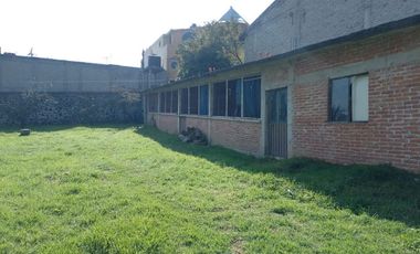 CASA Y TERRENO CERCA DE CLUB MONTESUR