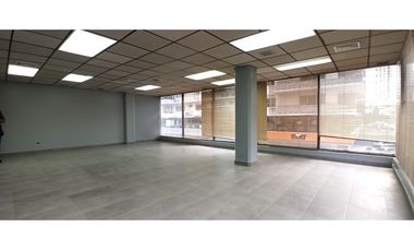 SE ALQUILA OFICINA  EN BELLA VISTA  ZONA BANCARIA -I.G.