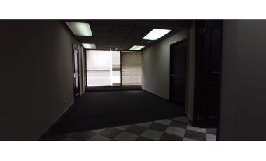SE ALQUILA OFICINA  EN BELLA VISTA  ZONA BANCARIA -I.G.