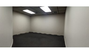 SE ALQUILA OFICINA  EN BELLA VISTA  ZONA BANCARIA -I.G.