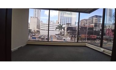 SE ALQUILA OFICINA  EN BELLA VISTA  ZONA BANCARIA -I.G.