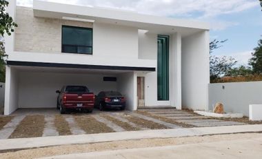 Casa(295) en Venta Privada La Reserva, Conkal