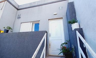 EN VENTA- DEPARTAMENTO EN ORO VERDE.
