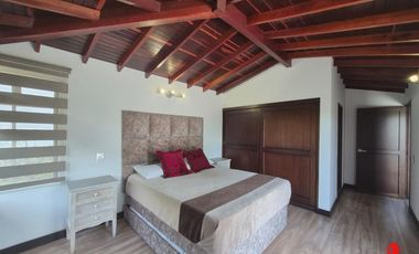 casa en arriendo/venta en alto de las flores. Cod A6313