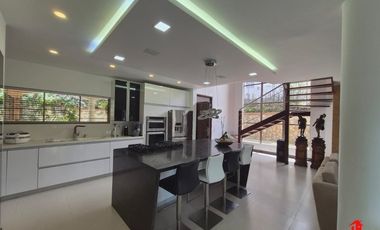 casa en arriendo/venta en alto de las flores. Cod A6313