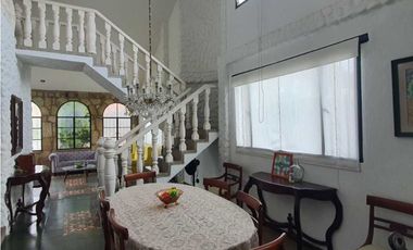 Se Vende Casa Campestre Con Piscina y Kiosco En Chinauta Sector Peaje