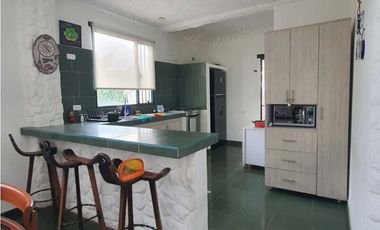 Se Vende Casa Campestre Con Piscina y Kiosco En Chinauta Sector Peaje