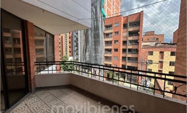 apartamento en arriendo/venta en laureles. Cod A66807