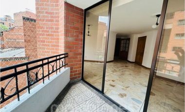 apartamento en arriendo/venta en laureles. Cod A66807