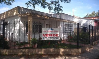 Hermosa casa americana en moreno cerca del  acceso oeste
